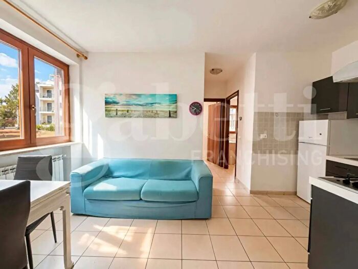 Appartamento trilocale in vendita in Via Reggio Emilia Snc, Orte