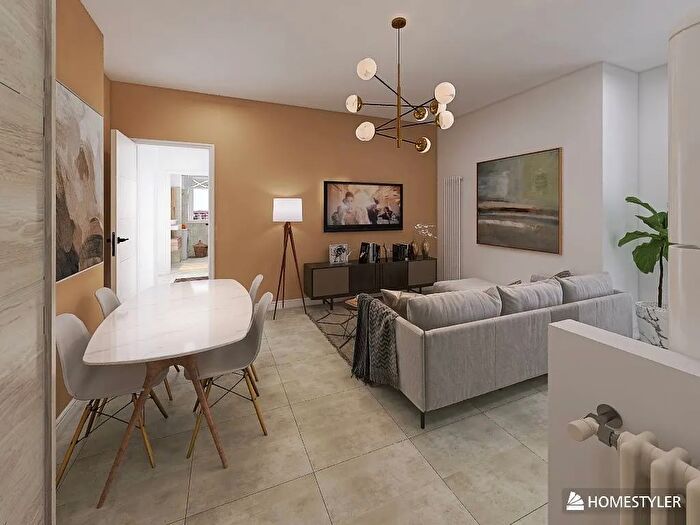 Appartamento trilocale in vendita in Via Cefalu, Milano