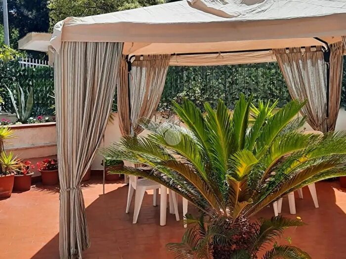 Appartamento trilocale in vendita in Piazza della Concordia, San Sebastiano Al Vesuvio