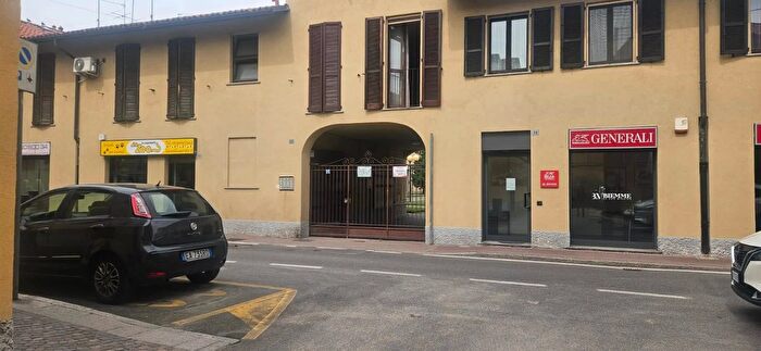 Case in Vendita e in Affitto - 2