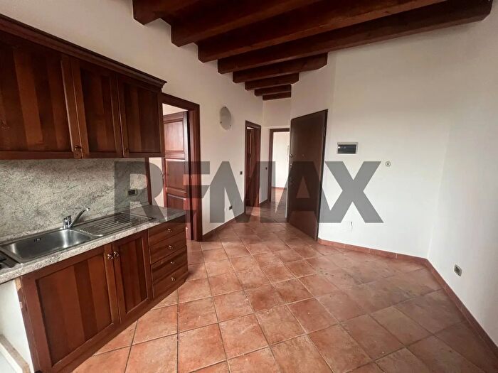 Appartamento trilocale in vendita in Via Vittorio Emanuele, Capriolo