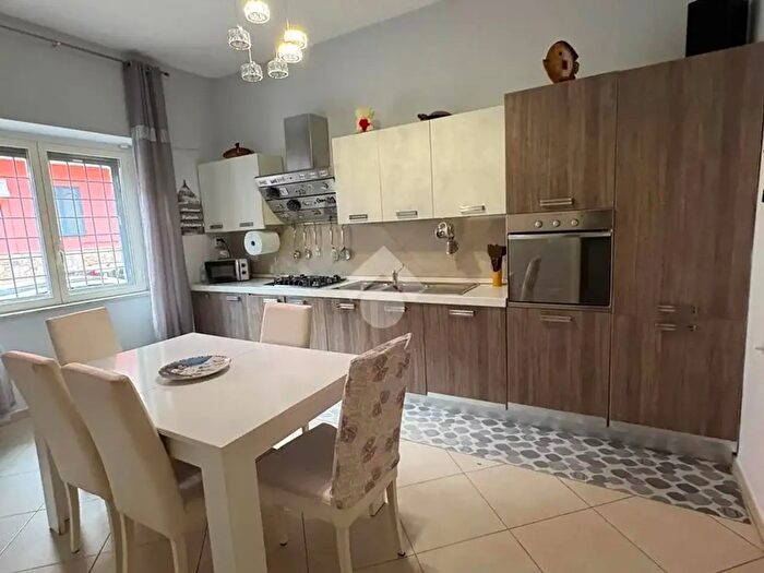 Appartamento bilocale in vendita in Via Lucania, Afragola
