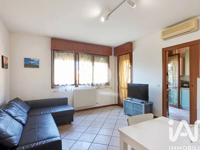 Appartamento quadrilocale in affitto in Via Genova, Mazzini Fossolo, Bologna