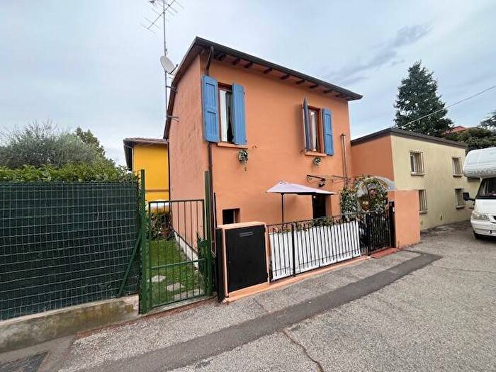 Casa quadrilocale in affitto in Via Pambera, Marconi, Imola