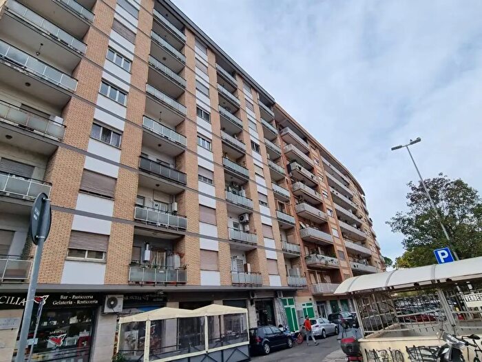 Appartamento trilocale in affitto in Via Gorgona, Roma