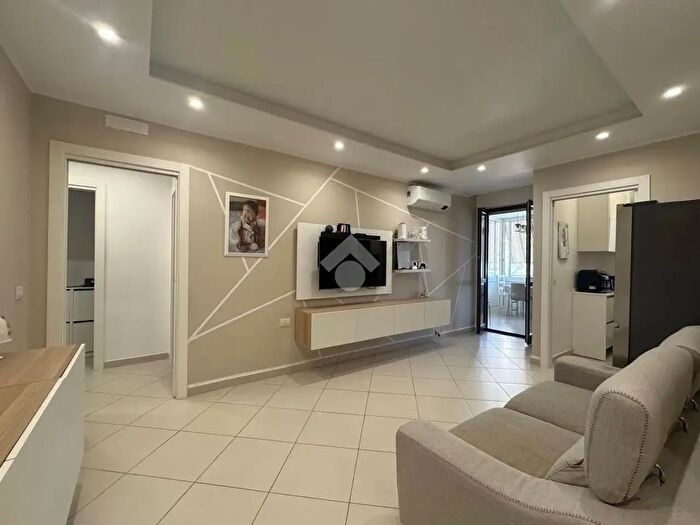 Appartamento trilocale in vendita in Via Francesco Eugenio Silvestri, Bari