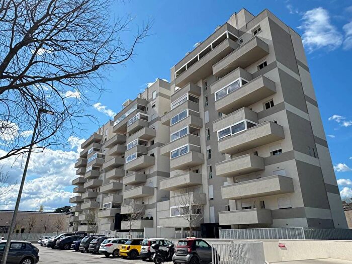 Appartamento trilocale in affitto in Via Ettore Nadalini, Mazzini Fossolo, Bologna