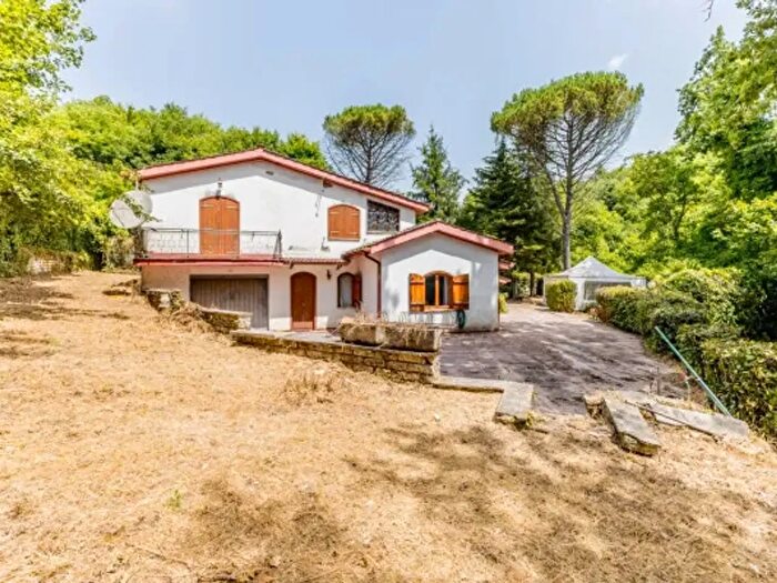 Casa con 6 locali in vendita in Via Passeggiata San Giovanni, Norma