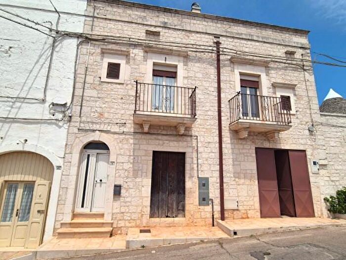 Casa con 6 locali in vendita in Contrada Trito, Locorotondo