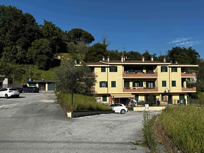 Appartamento con 6 locali in affitto in Veroli