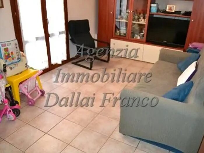 Appartamento trilocale in vendita in Via Provinciale, Scarperia e San Piero