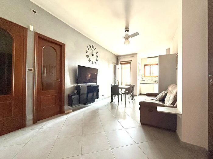 Appartamento trilocale in vendita in Via Oberdan, Nichelino