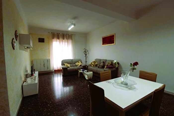 Appartamento quadrilocale in vendita in Via G Ferraris b, Grottaglie