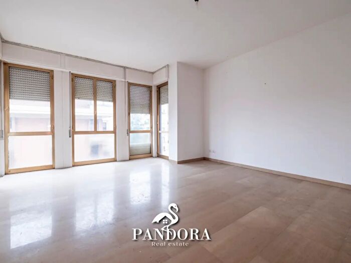Appartamento in vendita in Via Marsala, Gallarate