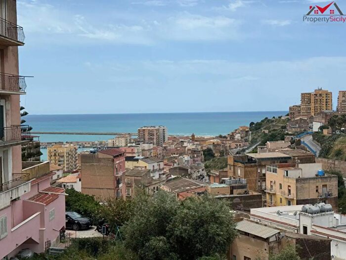 Appartamento con 5 locali in vendita in Porto Empedocle
