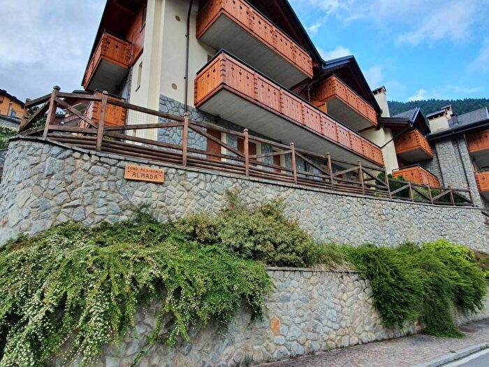 Appartamento bilocale in affitto in Via Valtellina, Monno