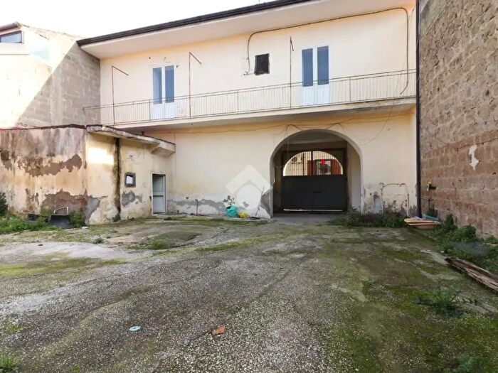 Casa trilocale in vendita in Via Viella Nuova, Teverola