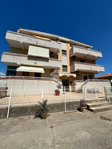 Appartamento trilocale in vendita in Viale Calabria, Amendolara