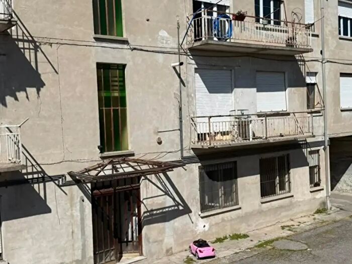 Appartamento trilocale in vendita in Via Volta, Ticineto