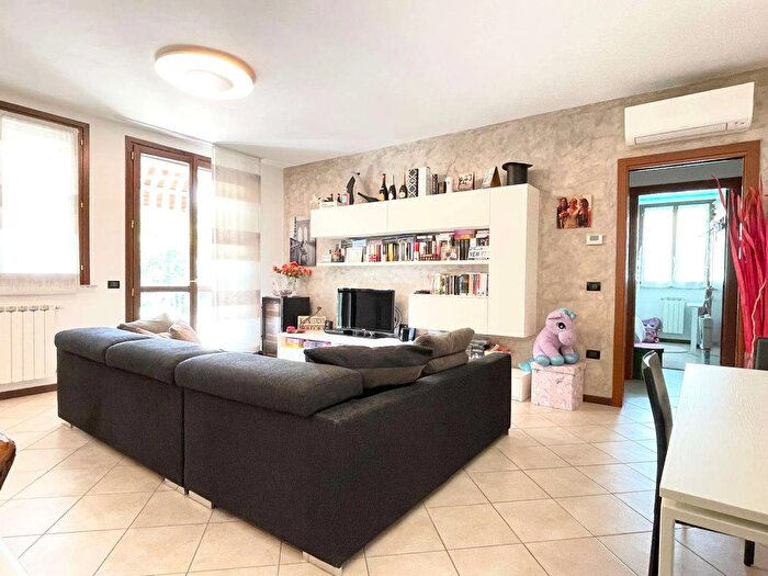 Appartamento quadrilocale in vendita in Castellarano