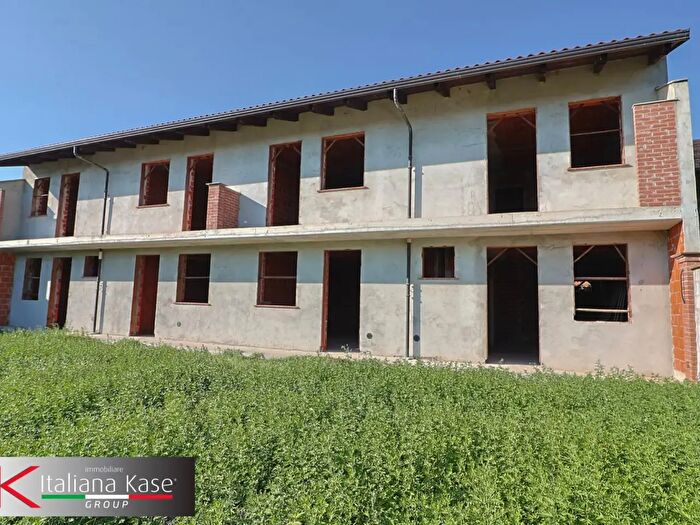 Appartamento con 6 locali in vendita in Via San Giovanni Bosco, Caluso