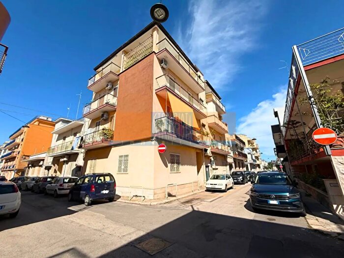Appartamento quadrilocale in vendita in Via Mario Manuzzi, Modugno