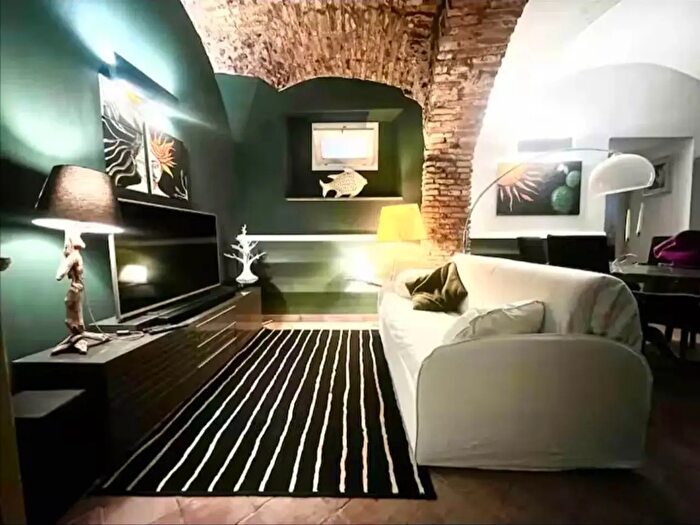 Appartamento bilocale in vendita in Vicolo Beritelli, Catania