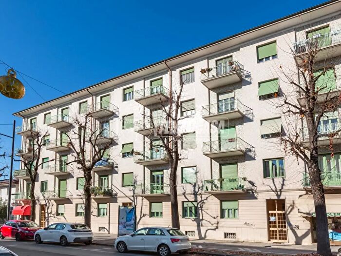 Appartamento quadrilocale in vendita in Viale Regina Elena, Fossano