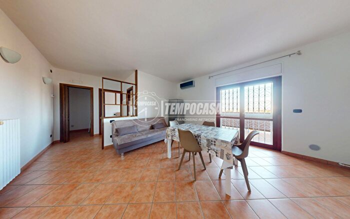 Appartamento bilocale in vendita in Via Parigi, Casamassima