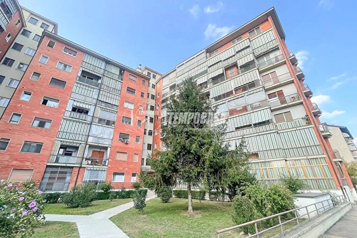 Appartamento quadrilocale in vendita in Via Giuseppe Macherione, Torino