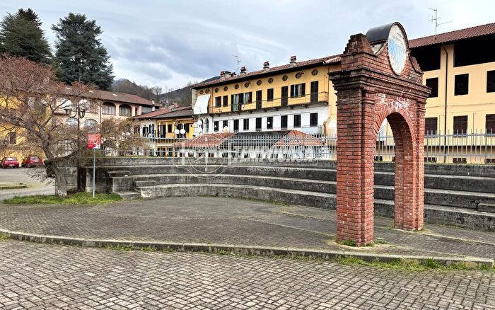 Appartamento con 5 locali in vendita in Via Desiderio Golzio Andorno Cacciorna, Andorno Micca