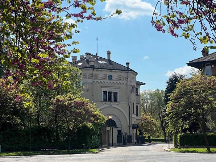 Appartamento quadrilocale in affitto in Crocetta, Torino