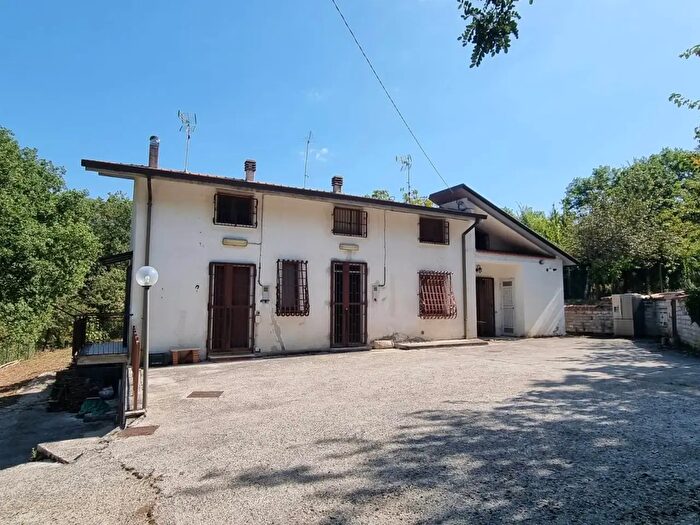 Appartamento trilocale in vendita in San Mango Sul Calore