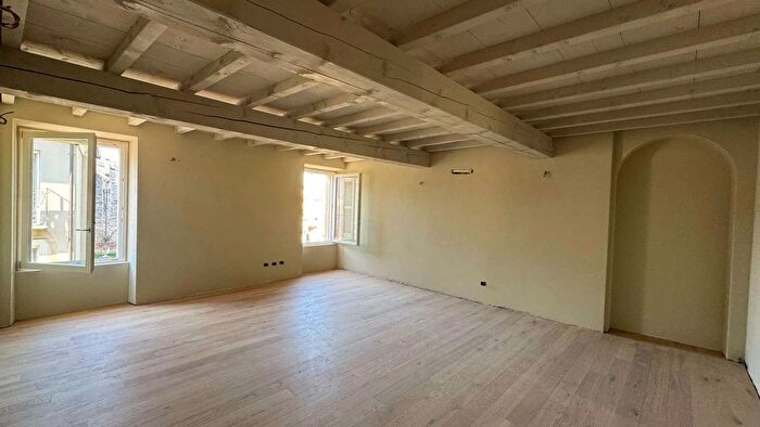 Appartamento quadrilocale in vendita in Mantova