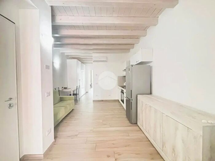 Appartamento bilocale in affitto in Viale Tibaldi, Milano