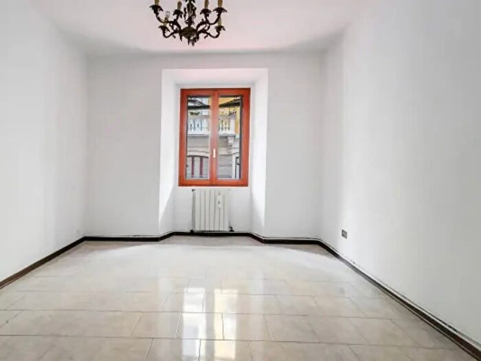 Appartamento trilocale in vendita in Via Marco dOggiono, Milano