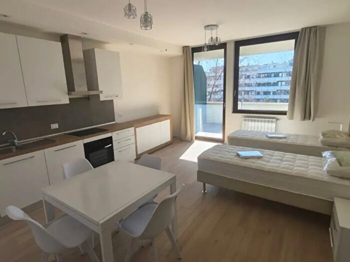 Appartamento in affitto in Via Luigi Pellizzo, Padova