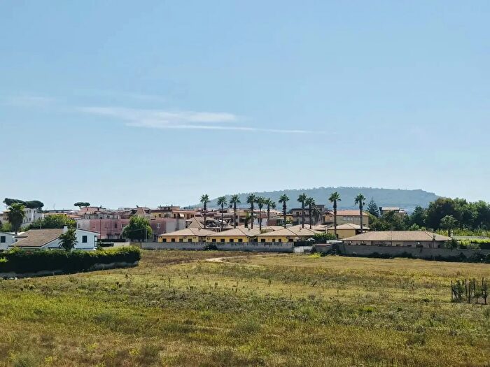Appartamento trilocale in vendita in Via Masseria Vecchia, Giugliano In Campania