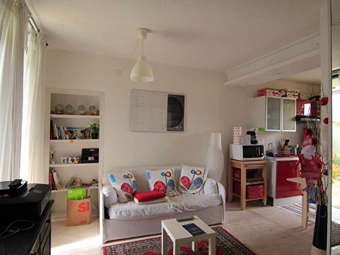 Appartamento monolocale in affitto in Via San Pietro, Roé, Roè Volciano