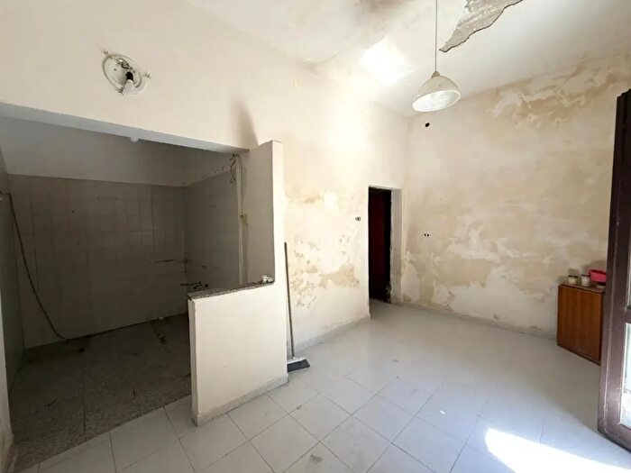 Casa quadrilocale in vendita in Via Amsicora, Ossi
