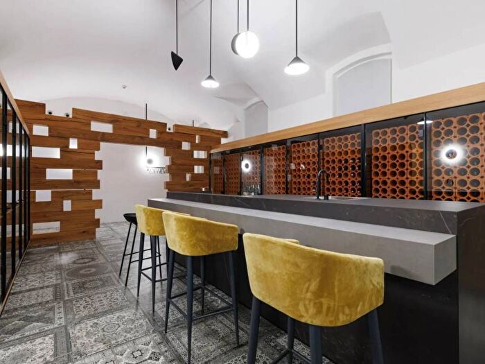 Appartamento con 6 locali in affitto in Via Solferino, Moscova, Milano