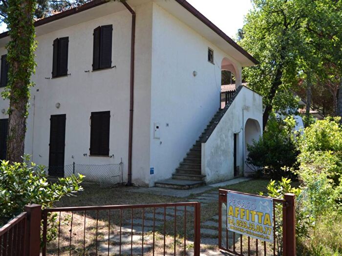 Casa trilocale in affitto in Via dei Frassini, Lido degli Estensi, Comacchio