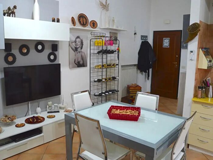 Appartamento trilocale in vendita in Formia