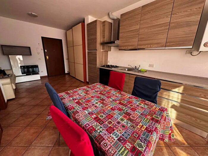 Appartamento monolocale in affitto in Via Scalabrini, Como
