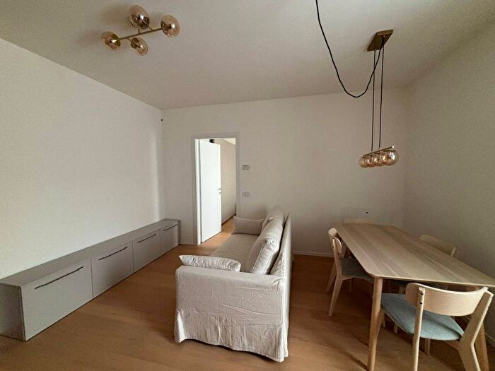 Appartamento bilocale in affitto in Via Gioacchino Murat, Istria, Milano