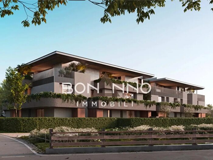 Appartamento quadrilocale in vendita in Via Garzoni, Treviso