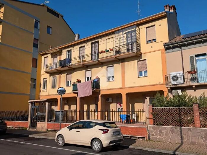 Appartamento quadrilocale in vendita in Via Candiani dOlivola, Casale Monferrato