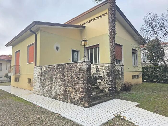 Casa quadrilocale in vendita in Str Terraglio, Preganziol