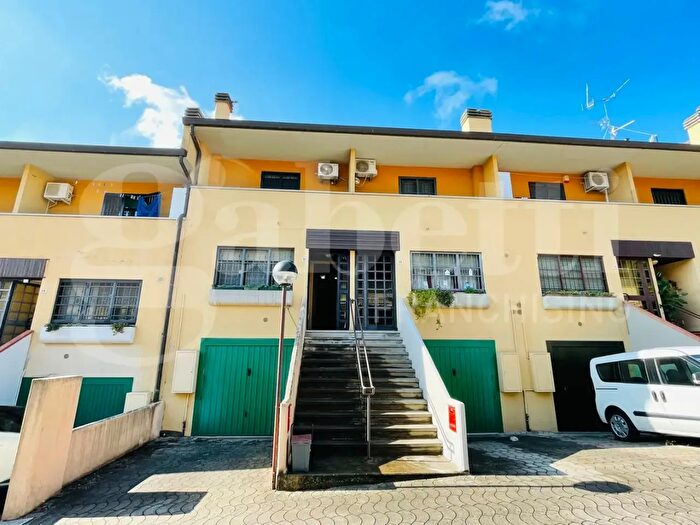Casa con 5 locali in vendita in Via Romita, Zola Predosa