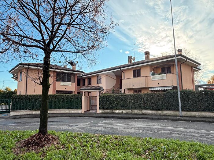 Appartamento bilocale in vendita in Via Sandro Pertini, Cambiago